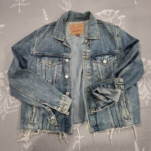 Lucky Brand Cropped & Distressed Denim Jacket